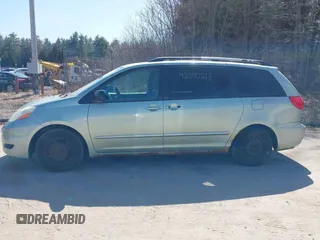 2009 Toyota Sienna CE with VIN 5TDZK23C29S233245, listed as a IAAI auction lot 42090217 with 340,012 mi miles. Bid and sale history available at carsss.com. Image 12.