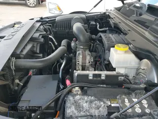 2020 Ram 1500 Lone Star z VIN 1C6SRFFTXLN151798, wystawiony jako IAAI lot #43386756 z przebiegiem 71 790 mil mil oraz . Historia ofert i sprzedaży dostępna na DreamBid. Obrazek 19.