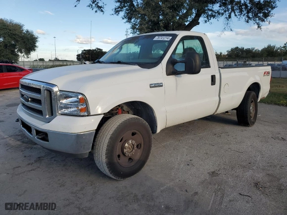 2006 Ford Super Duty F-250 XL with VIN 1FTNF21526ED78634, listed as a Copart auction lot 76741214 with 398,420 mi miles and Salvage Title. Bid and sale history available at carsss.com. Image 1.