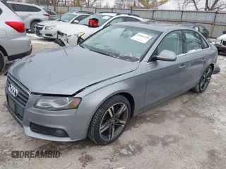 2009 Audi A4 z VIN WAUSF98K89N073051, wystawiony jako IAAI lot #41601325 z przebiegiem 163 475 mil mil oraz . Historia ofert i sprzedaży dostępna na DreamBid. Obrazek 2.