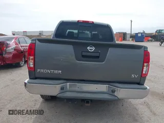 2019 Nissan Frontier SV z VIN 1N6AD0ER2KN789657, wystawiony jako IAAI lot #41880845 z przebiegiem 105 386 mil mil oraz . Historia ofert i sprzedaży dostępna na DreamBid. Obrazek 16.