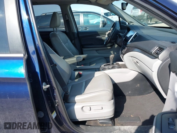 2016 Honda Pilot EX-L with VIN 5FNYF6H5XGB044930, listed as a IAAI auction lot 42030300 with 247,598 mi miles. Bid and sale history available at carsss.com. Image 5.