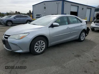 2015 Toyota Camry XLE with VIN 4T1BF1FK7FU896977, listed as a Copart auction lot 46840825 with 163,705 mi miles and Salvage Title. Bid and sale history available at carsss.com. Image 1.