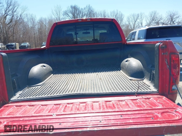 2006 Dodge 1500 SLT with VIN 1D7HU18266S679388, listed as a IAAI auction lot 41792806 with 207,161 mi miles. Bid and sale history available at carsss.com. Image 18.