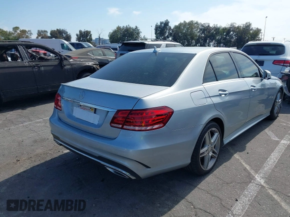 2014 Mercedes-Benz E 350 Sport с VIN WDDHF5KB6EA807269, выставлен на аукционе IAAI как лот 42509036 с пробегом 120 451 миль миль и . История ставок и продаж доступна на DreamBid. Изображение 4.