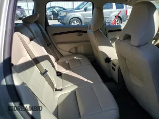 2008 Volvo V70 with VIN YV1BW982781044062, listed as a Copart auction lot 70427534 with 202,812 mi miles and Salvage title. Bid and sale history available at DreamBid. Image 10.