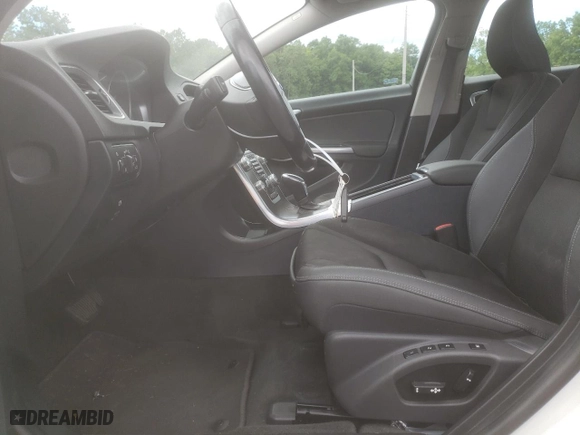 2015 Volvo S60 T5 Drive-E with VIN YV126MFJ6F1343066, listed as a Copart auction lot 58133284 with 109,618 mi miles and Salvage Title. Bid and sale history available at carsss.com. Image 7.