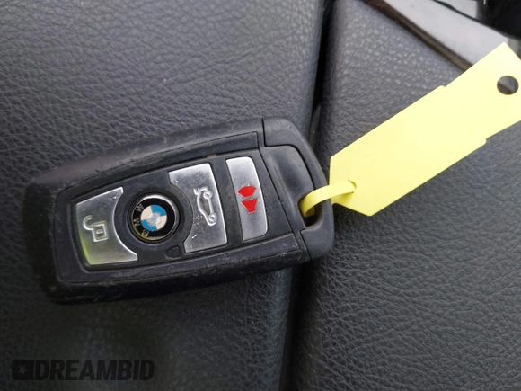 2015 BMW 5 Series 528i with VIN WBA5A5C58FD520694, listed as a IAAI auction lot 41804906 with 121,636 mi miles. Bid and sale history available at carsss.com. Image 11.
