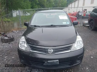 2011 Nissan Versa S с VIN 3N1BC1CP2BL502533, выставлен на аукционе IAAI как лот 42448857 с пробегом 106 327 миль миль и . История ставок и продаж доступна на DreamBid. Изображение 12.