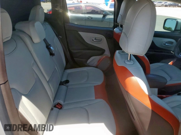2016 Jeep Renegade Limited with VIN ZACCJADT6GPD94998, listed as a Copart auction lot 61409555 with 237,186 mi miles and Clean title. Bid and sale history available at DreamBid. Image 11.