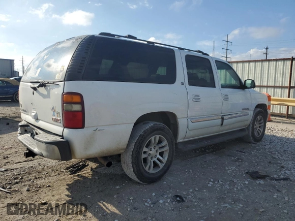 2003 GMC Yukon XL SLT with VIN 3GKEC16Z83G312984, listed as a Copart auction lot 72749404 with 232,557 mi miles and Salvage Title. Bid and sale history available at carsss.com. Image 3.