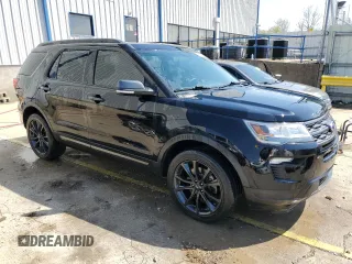 2018 Ford Explorer XLT with VIN 1FM5K8DHXJGC40157, listed as a Copart auction lot 51844945 with 137,476 mi miles and Salvage title. Bid and sale history available at DreamBid. Image 4.