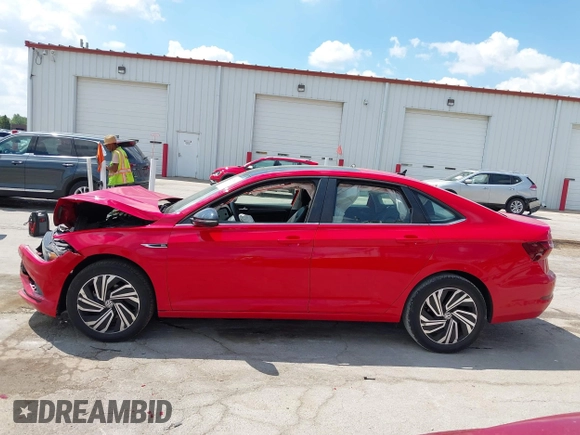 2021 Volkswagen Jetta SEL с VIN 3VWE57BU1MM060577, выставлен на аукционе IAAI как лот 42637919 с пробегом 36 773 миль миль и . История ставок и продаж доступна на DreamBid. Изображение 15.