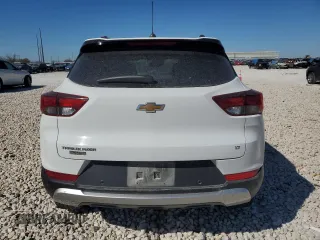 2021 Chevrolet TrailBlazer LT with VIN KL79MPSL9MB136520, listed as a Copart auction lot 48891395 with 66,691 mi miles and Salvage Title. Bid and sale history available at DreamBid. Image 6.