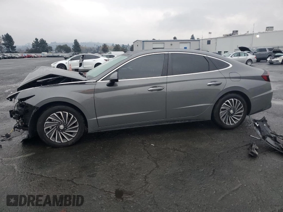 2020 Hyundai Sonata Hybrid Limited with VIN KMHL54JJ3LA013896, listed as a Copart auction lot 85174344 with 71,759 mi miles and Salvage Title. Bid and sale history available at carsss.com. Image 1.