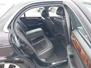 2004 Jaguar XJ with VIN SAJWA71C14SG20122, listed as a IAAI auction lot 41685767 with 113,392 mi miles. Bid and sale history available at carsss.com. Image 8.