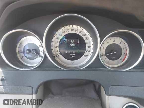 2013 Mercedes-Benz C 250 with VIN WDDGJ4HB1DG052880, listed as a IAAI auction lot 42013118 with 26,799 mi miles and . Bid and sale history available at DreamBid. Image 7.