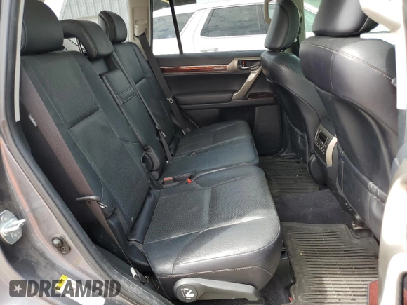2016 Lexus GX 460 z VIN JTJBM7FX1G5134343, wystawiony jako Copart lot #59730045 z przebiegiem 198 463 mil mil oraz Szkoda całkowita • Salvage title. Historia ofert i sprzedaży dostępna na DreamBid. Obrazek 10.