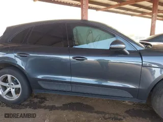 2021 Porsche Macan with VIN WP1AA2A56MLB02414, listed as a IAAI auction lot 41701951 with 31,321 mi miles. Bid and sale history available at carsss.com. Image 13.