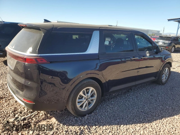 2024 Kia Carnival LX with VIN KNDNB4H34R6386454, listed as a Copart auction lot 88491205 with 10,124 mi miles and Salvage Title. Bid and sale history available at carsss.com. Image 3.