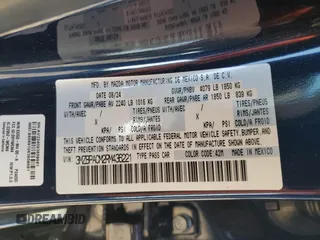 2024 Mazda 3 S Preferred z VIN 3MZBPACM2RM436221, wystawiony jako Copart lot #56953885 z przebiegiem 7 211 mil mil oraz Szkoda całkowita • Salvage title. Historia ofert i sprzedaży dostępna na DreamBid. Obrazek 12.
