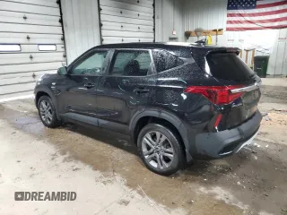 2021 Kia Seltos LX with VIN KNDEPCAA0M7144901, listed as a Copart auction lot 57679045 with 100,685 mi miles and Salvage title. Bid and sale history available at DreamBid. Image 2.
