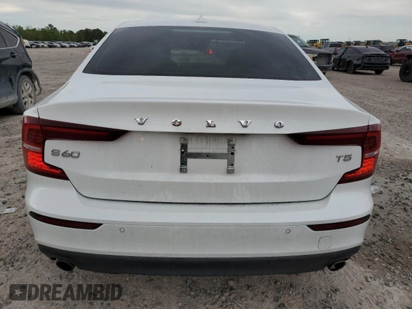 2021 Volvo S60 Momentum with VIN 7JR102FK7MG096815, listed as a Copart auction lot 47497864 with 43,550 mi miles. Bid and sale history available at carsss.com. Image 6.