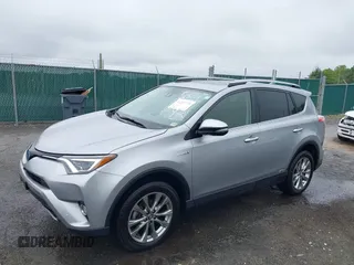 2017 Toyota RAV4 Limited z VIN JTMDJREV0HD140223, wystawiony jako IAAI lot #42192770 z przebiegiem 67 377 mil mil oraz . Historia ofert i sprzedaży dostępna na DreamBid. Obrazek 2.