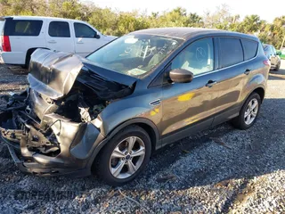 2016 Ford Escape SE z VIN 1FMCU0G72GUA42592, wystawiony jako IAAI lot #41603556 z przebiegiem 109 582 mil mil oraz . Historia ofert i sprzedaży dostępna na DreamBid. Obrazek 2.
