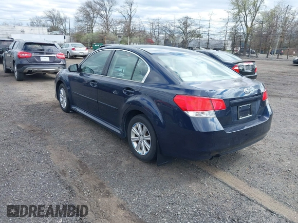 2012 Subaru Legacy 2.5i with VIN 4S3BMBA62C3040160, listed as a IAAI auction lot 42050335 with 186,367 mi miles. Bid and sale history available at carsss.com. Image 3.