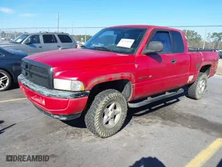 1998 Dodge Ram 1500 with VIN 3B7HF13Z7WG156722, listed as a IAAI auction lot 41713198 with 171,498 mi miles. Bid and sale history available at carsss.com. Image 2.