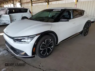 2022 Kia EV6 Wind z VIN KNDC34LA2N5059822, wystawiony jako Copart lot #54371445 z przebiegiem 78 895 mil mil oraz Szkoda całkowita • Salvage title. Historia ofert i sprzedaży dostępna na DreamBid. Obrazek 1.