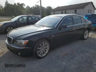 2007 BMW 7 Series 750Li z VIN WBAHN83547DT65906, wystawiony jako Copart lot #65957045 z przebiegiem Nie podano mil oraz Czysty tytuł • Clean title. Historia ofert i sprzedaży dostępna na DreamBid. Obrazek 1.