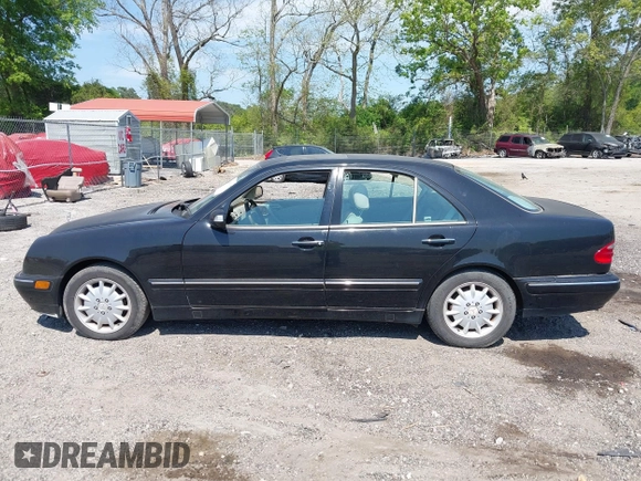 2000 Mercedes-Benz E 320 with VIN WDBJF65J2YB105399, listed as a IAAI auction lot 42076107 with 277,701 mi miles and . Bid and sale history available at DreamBid. Image 14.