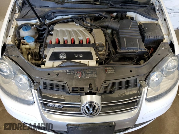 2008 Volkswagen R32 with VIN WVWKC71K48W011388, listed as a Copart auction lot 53851765 with 187,371 mi miles and Non Repairable. Bid and sale history available at DreamBid. Image 11.
