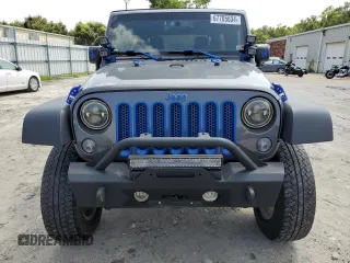 2018 Jeep Wrangler JK Unlimited Sport S with VIN 1C4BJWDG3JL899209, listed as a Copart auction lot 67705634 with 100,679 mi miles and Salvage Title. Bid and sale history available at carsss.com. Image 5.