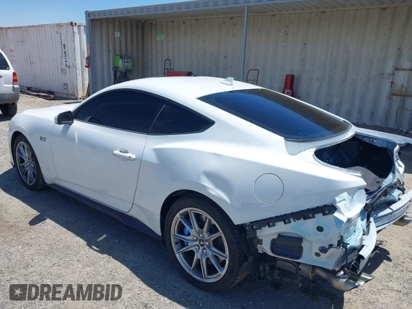 2024 Ford Mustang GT с VIN 1FA6P8CF1R5412664, выставлен на аукционе IAAI как лот 42293885 с пробегом 14 429 миль миль и . История ставок и продаж доступна на DreamBid. Изображение 3.