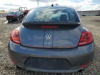 2012 Volkswagen Beetle 2.0T Turbo PZEV with VIN 3VW4A7AT6CM634721, listed as a Copart auction lot 48124045 with 115,515 mi miles and Salvage Title. Bid and sale history available at carsss.com. Image 6.