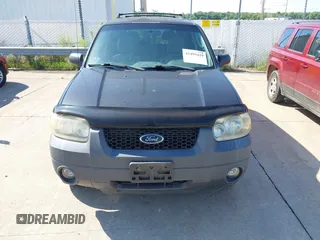 2006 Ford Escape XLT with VIN 1FMYU03176KA55498, listed as a IAAI auction lot 42499429 with 156,298 mi miles and . Bid and sale history available at DreamBid. Image 6.