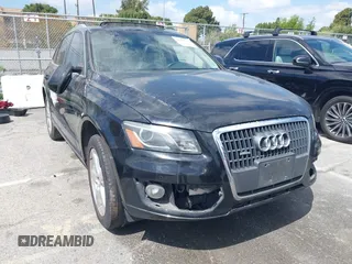 2012 Audi Q5 2.0T Premium Plus with VIN WA1LFAFP5CA043327, listed as a IAAI auction lot 41946117 with 152,343 mi miles. Bid and sale history available at carsss.com. Image 1.