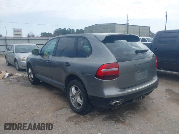 2010 Porsche Cayenne z VIN WP1AA2AP4ALA11946, wystawiony jako IAAI lot #41541830 z przebiegiem 229 331 mil mil oraz . Historia ofert i sprzedaży dostępna na DreamBid. Obrazek 3.
