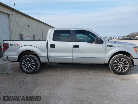 2014 Ford F-150 XL with VIN 1FTFW1CF9EKD01358, listed as a IAAI auction lot 41618800 with 220,888 mi miles. Bid and sale history available at carsss.com. Image 13.