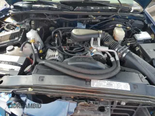 2000 Chevrolet Blazer LS with VIN 1GNCT18W3YK104430, listed as a Copart auction lot 68858864 with 47,342 mi miles and Salvage title. Bid and sale history available at DreamBid. Image 12.