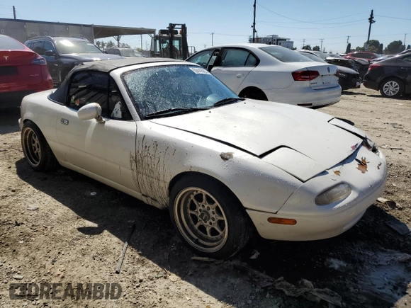 1990 Mazda MX-5 Miata z VIN JM1NA3511L0106323, wystawiony jako Copart lot #50449685 z przebiegiem 179 018 mil mil oraz Szkoda całkowita • Salvage title. Historia ofert i sprzedaży dostępna na DreamBid. Obrazek 4.
