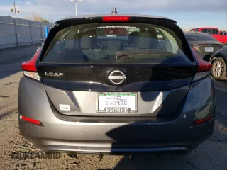 2025 Nissan LEAF S with VIN 1N4AZ1BV3SC561857, listed as a Copart auction lot 81076944 with 4,410 mi miles and Salvage Title. Bid and sale history available at carsss.com. Image 6.