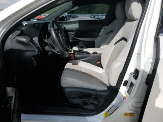 2019 Lexus UX 200 z VIN JTHY3JBH5K2016803, wystawiony jako Copart lot #51068815 z przebiegiem 58 072 mil mil oraz Nie do naprawy • Non repairable. Historia ofert i sprzedaży dostępna na DreamBid. Obrazek 7.