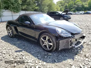 2017 Porsche 718 Boxster z VIN WP0CA2A85HS221846, wystawiony jako Copart lot #55542923 z przebiegiem 32 293 mil mil oraz . Historia ofert i sprzedaży dostępna na DreamBid. Obrazek 4.