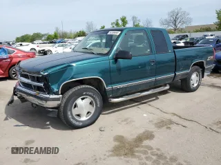 1998 Chevrolet Silverado 1500 with VIN 2GCEK19R4W1143733, listed as a Copart auction lot 54298895 with 210,091 mi miles and Salvage Title. Bid and sale history available at DreamBid. Image 1.