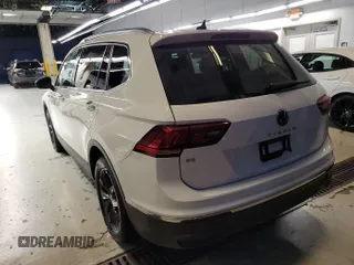 2024 Volkswagen Tiguan SE с VIN 3VV3B7AX8RM082650, выставлен на аукционе IAAI как лот 42853001 с пробегом 19 677 миль миль и . История ставок и продаж доступна на DreamBid. Изображение 10.