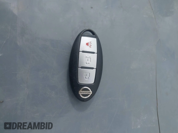 2015 Nissan Pathfinder S with VIN 5N1AR2MN0FC701622, listed as a IAAI auction lot 42243858 with 162,072 mi miles and . Bid and sale history available at DreamBid. Image 11.